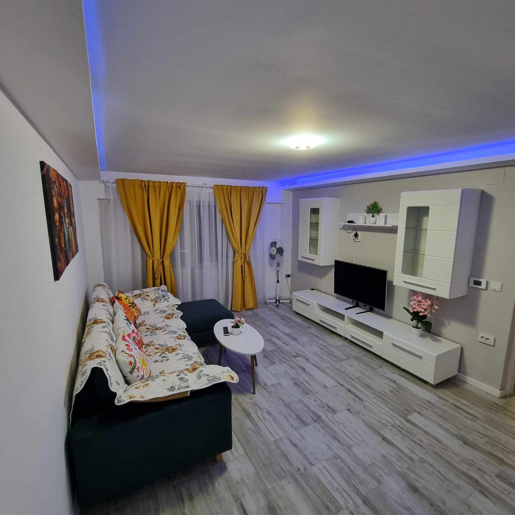 Luxurious Apartment With 3 Rooms And 2 Bathrooms In Corabia Exteriör bild